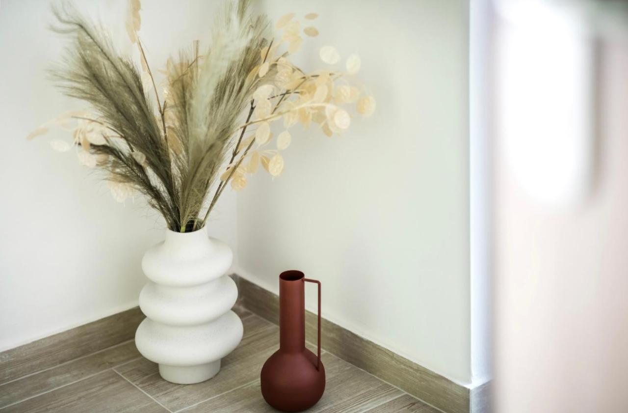Eleusis Suites Α Екстериор снимка
