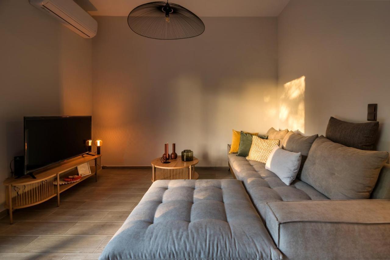 Eleusis Suites Α Екстериор снимка
